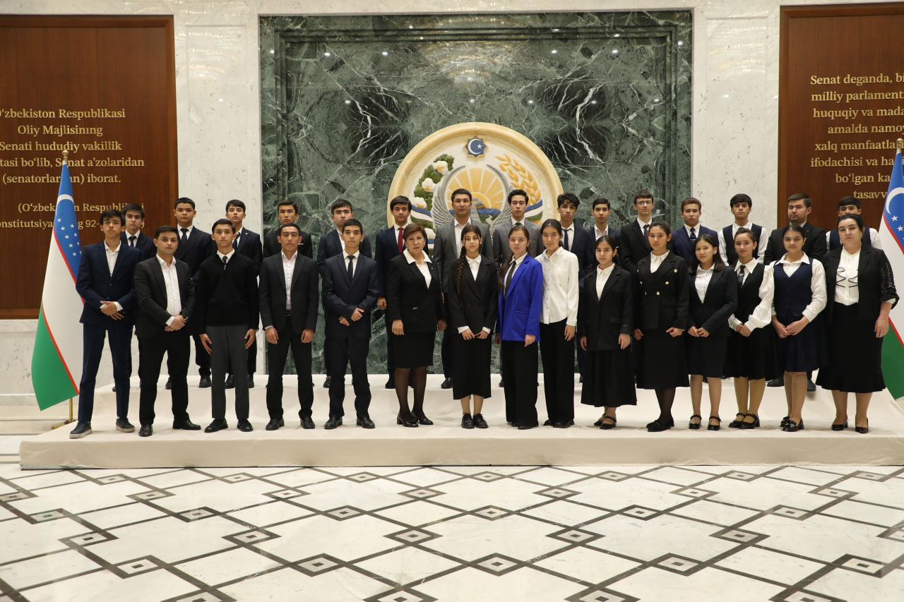 Umumta’lim maktablari o‘quvchilari uchun Oliy Majlisi Senatiga ekskursiya uyushtirildi