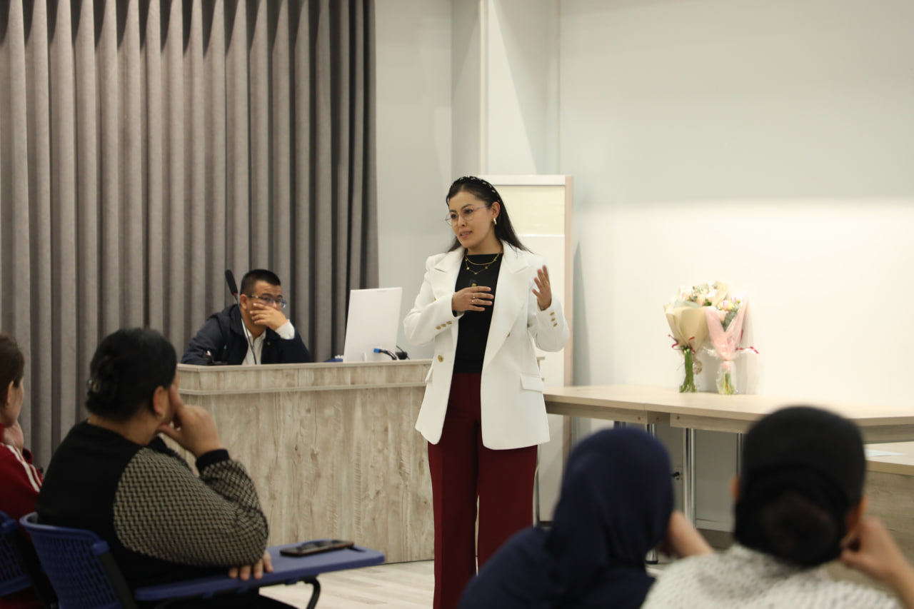 Talabalar uchun “Media savodxonlik va faktcheking” mavzusida seminar tashkil etildi